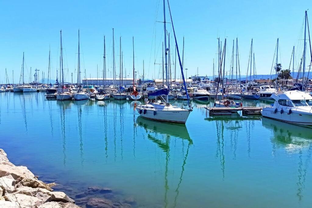 Apartamento, Estudio En La Playa Playa de Gandia Экстерьер фото